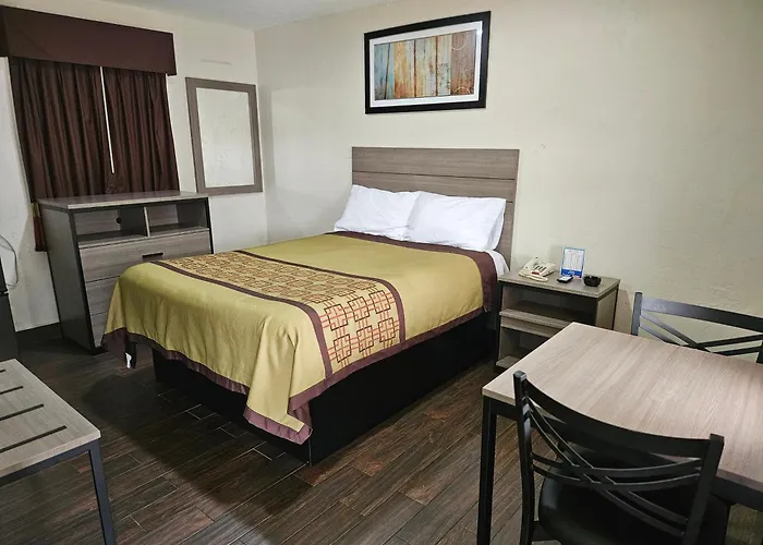 Deluxe Inn - Sarasota