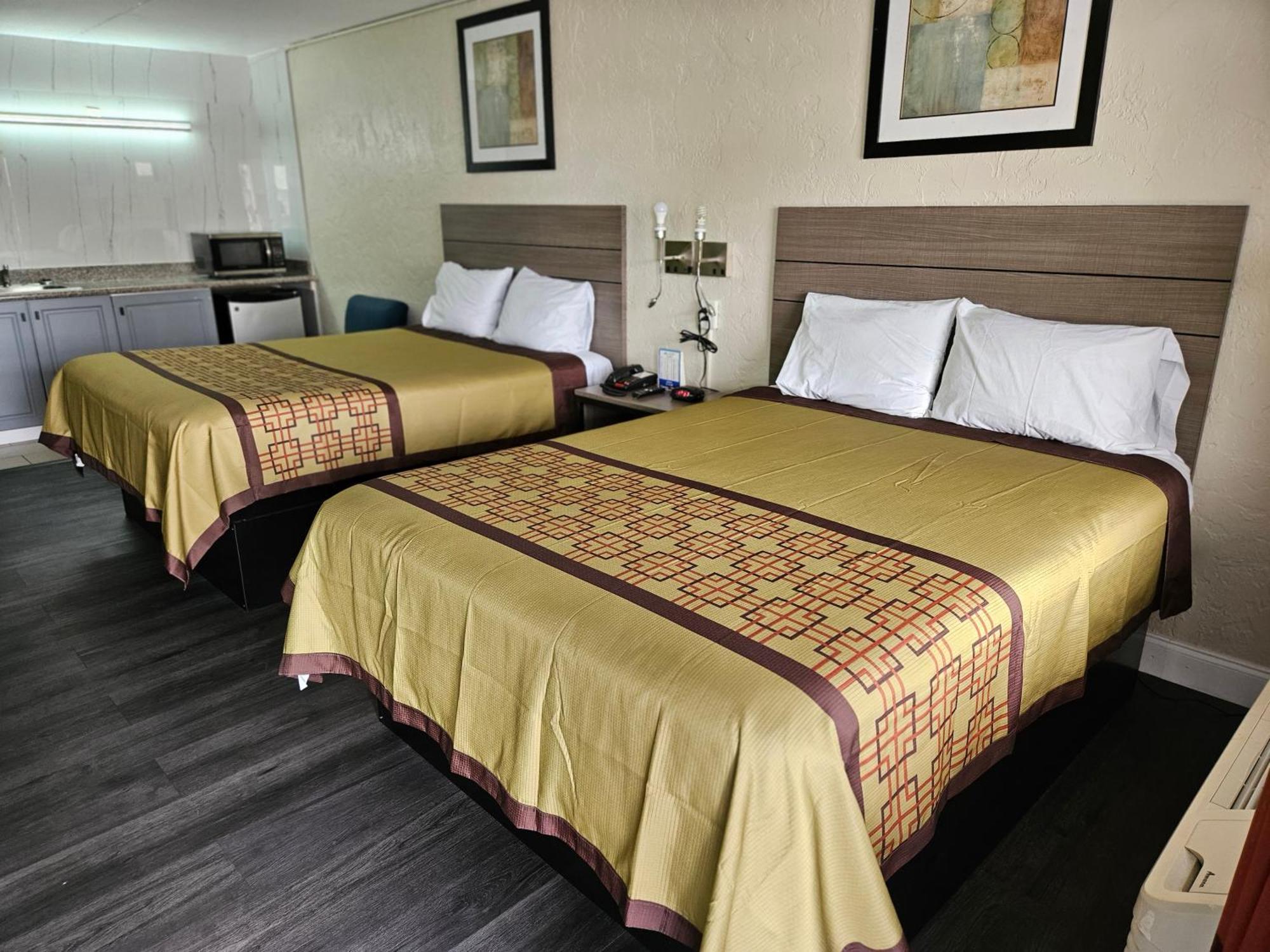 Motel Deluxe - Sarasota South Bradenton